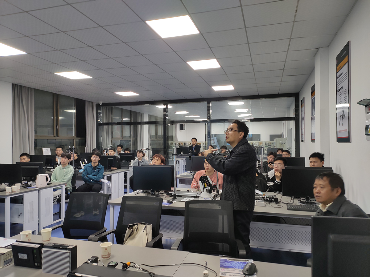 1637222397396986.png 图片1.png